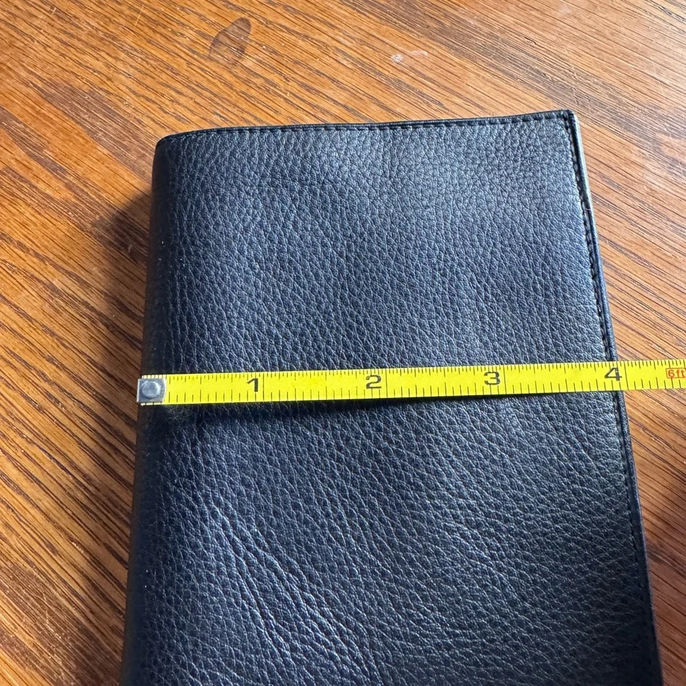 Top grain leather black bifold wallet
